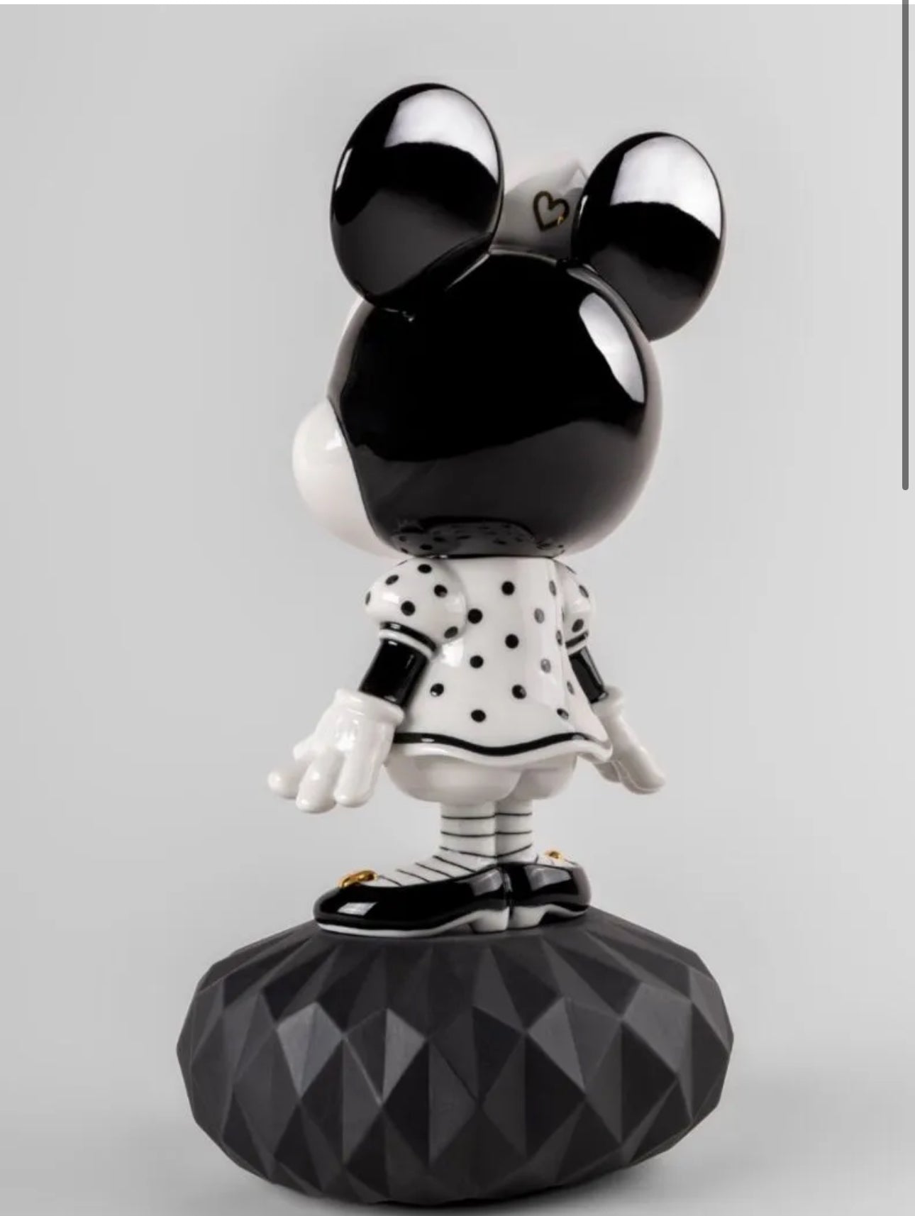 Lladró: Minnie in black and white sculpture