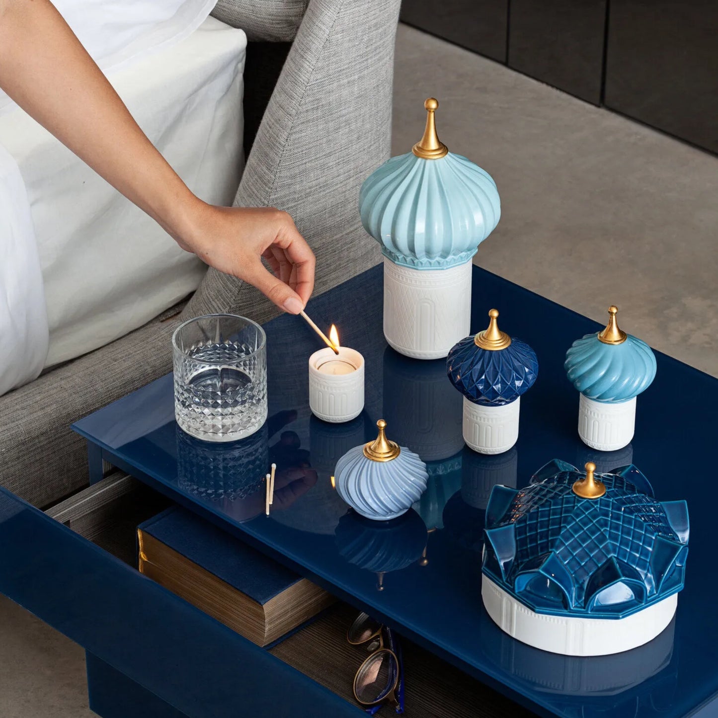 Lladró: North Tower Candle 1001 Lights. Unbreakable Spirit Scent.
