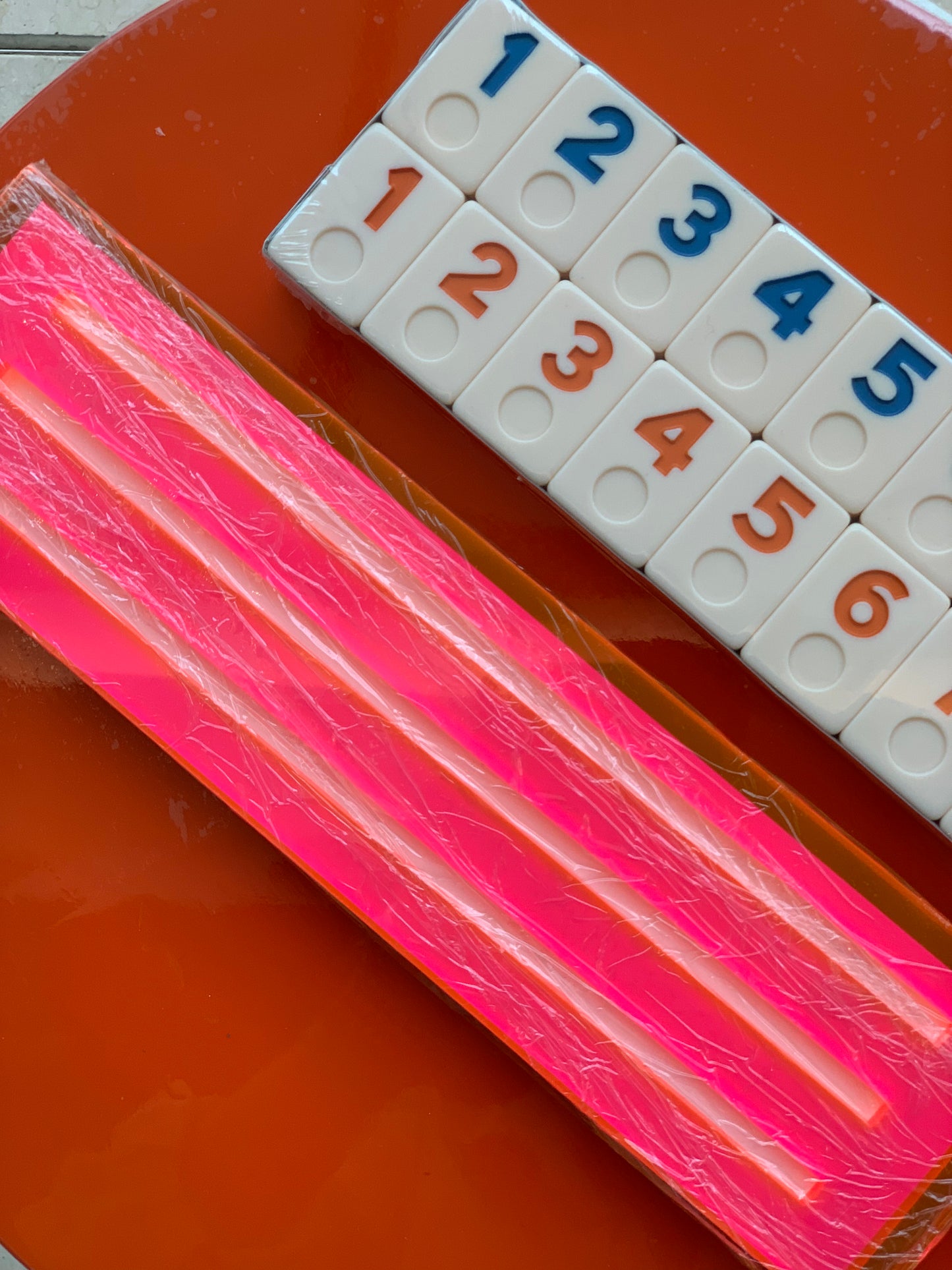 LUXE DOMINOES: EL RUMI MULTICOLOR RACKS