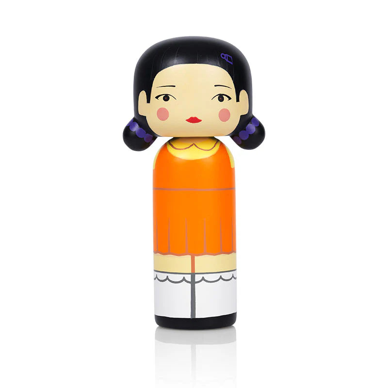 LUCIE KAAS: KOKESHI YOUNG-HEE