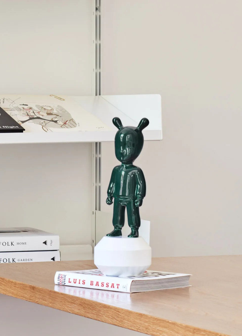 Lladró: The Dark Green Guest Figurine Small Model