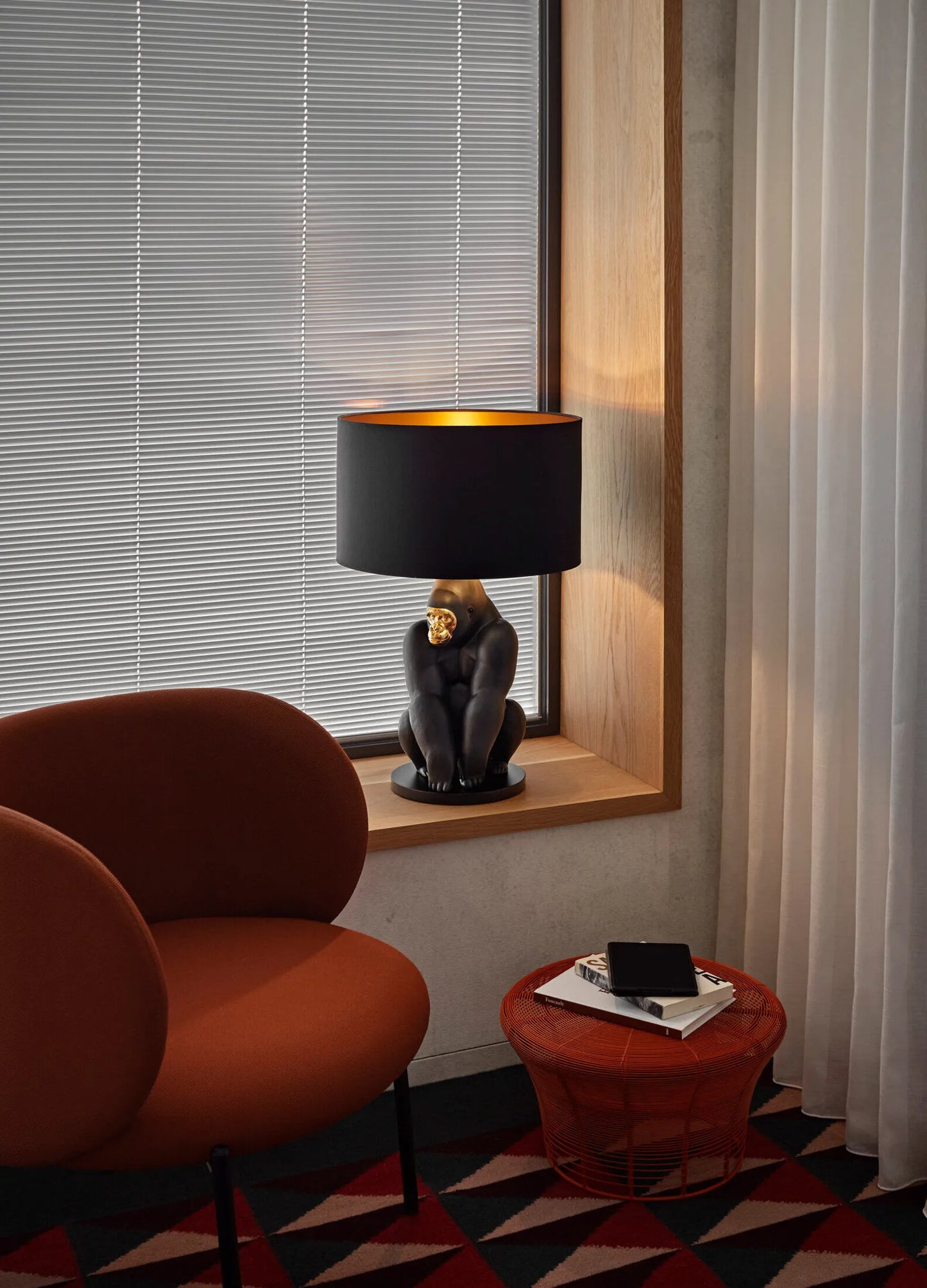 Lladró: Gorilla Lamp Black/Gold