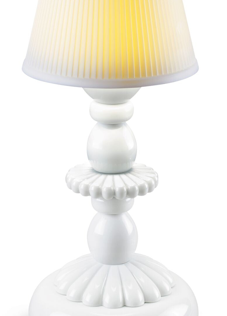 Lladró: Firefly Collection. Lotus Firefly Table Lamp White