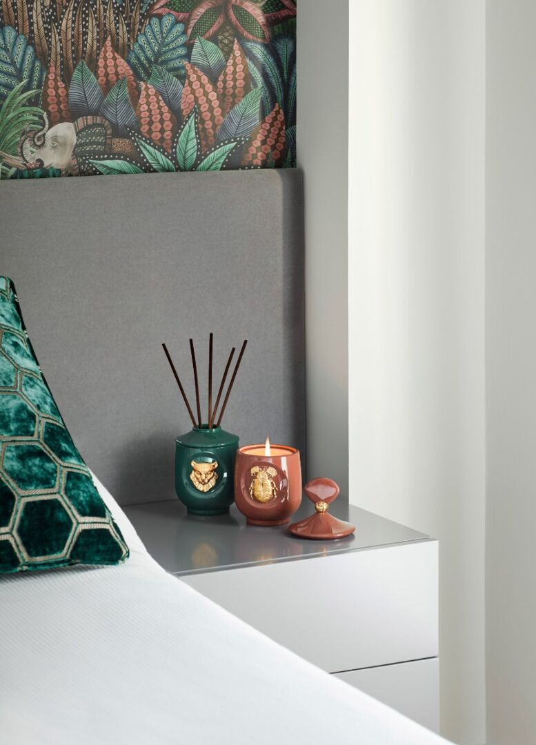 Lladró: Lynx candle Luxurious animals. Redwood fire Scent