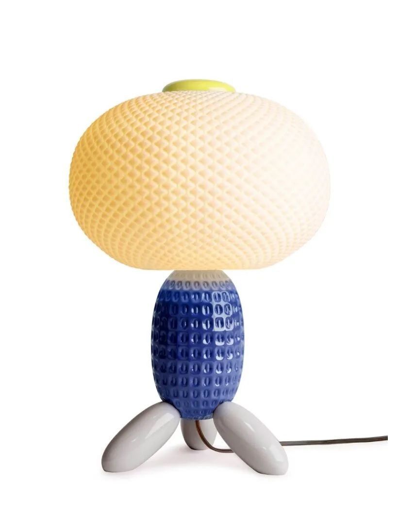 Lladró: Soft blown table lamp. Blue