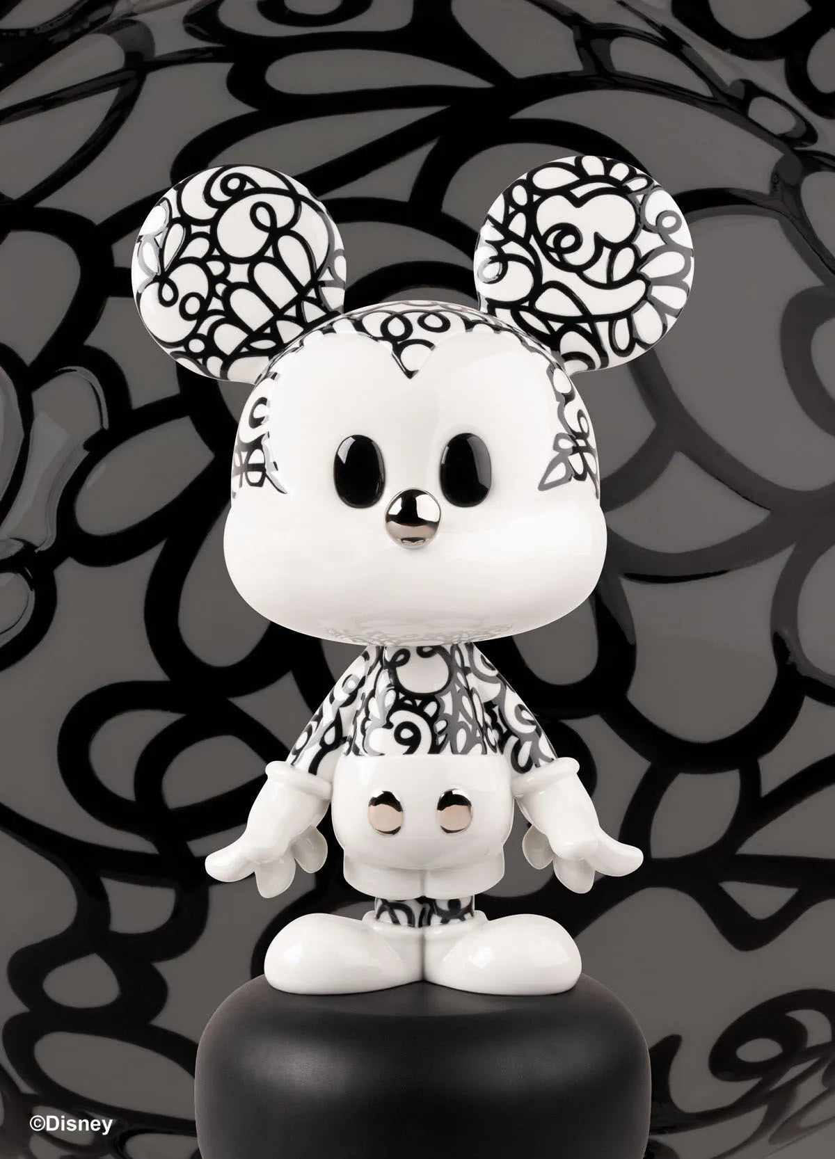 Lladró: Doodle Mickey™ Sculpture. Limited Edition