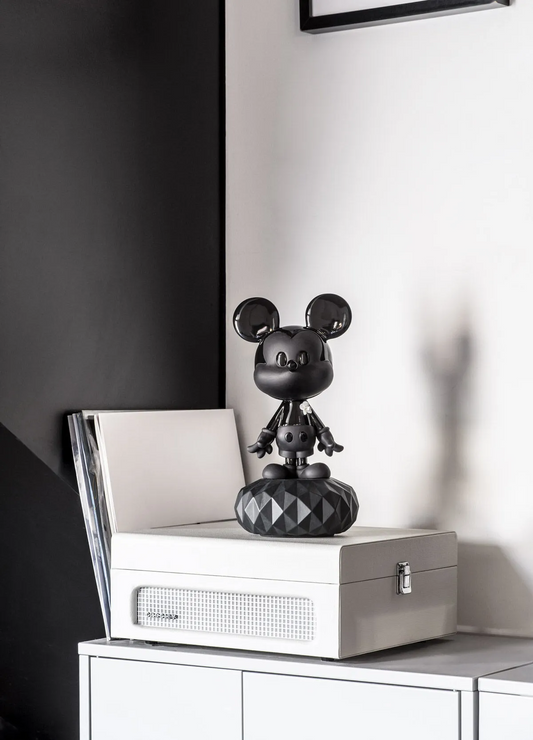 Lladró: Mickey Total Black Sculpture