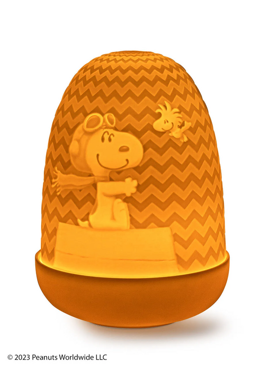 Lladró: Snoopy Dome Lamp