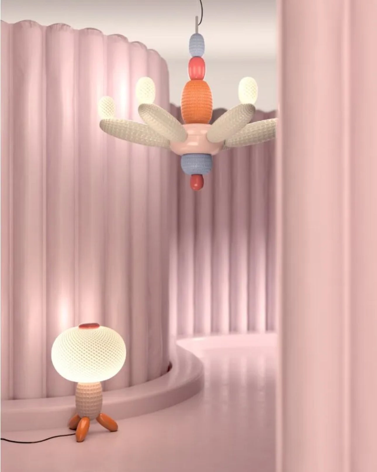Lladró: Soft blown table lamp. Pink