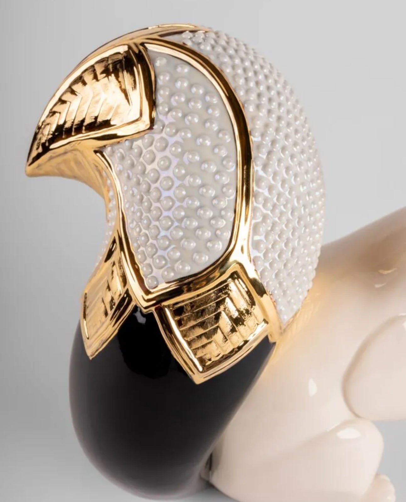 Lladró: Squirrel Jewel Sculpture