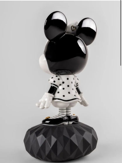 Lladró: Minnie in black and white sculpture