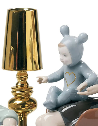 Lladró: The Family Portrait Figurine by Jaime Hayón