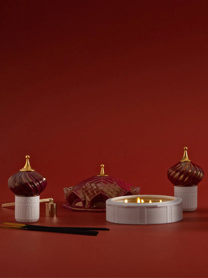 Lladró: North Tower Candle 1001 Lights (ruby). Night Approaches Scent.