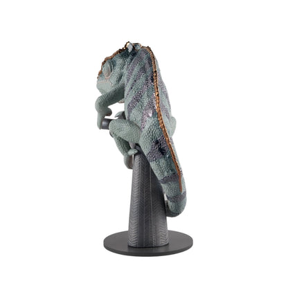 Lladró: Chameleon Sculpture.