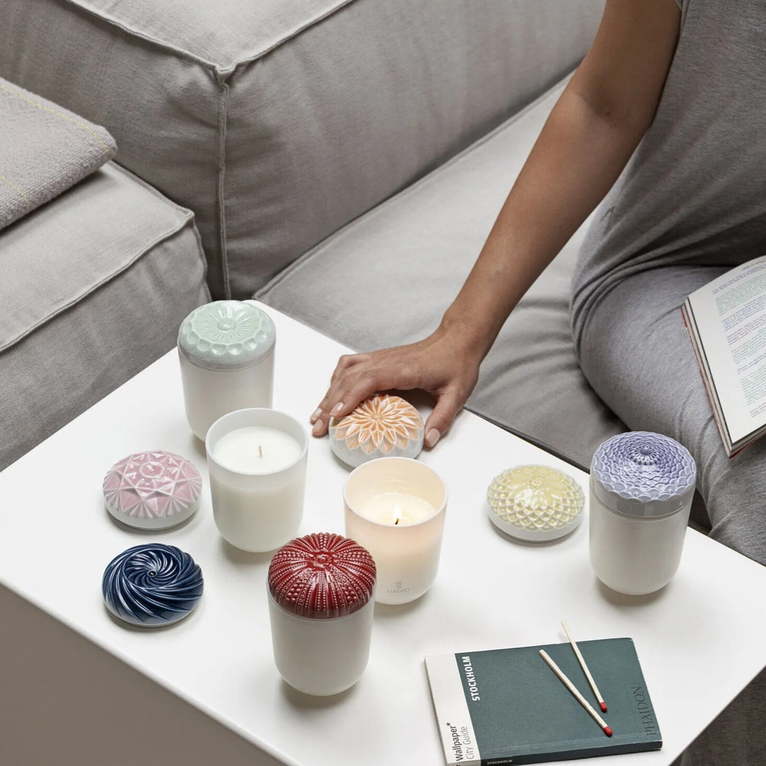Lladró: Echoes of Nature Candle. Secret Orient Scent.