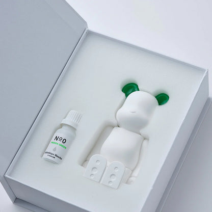 Bibliothèque Blanche BY BALLON: Be@rbrick Aroma Ornament - Green