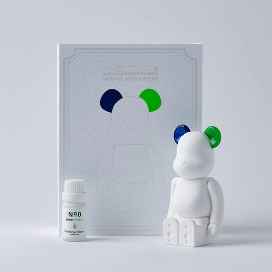 Bibliothèque Blanche BY BALLON: Be@rbrick Aroma Ornament - Navy/GreenDouble Color