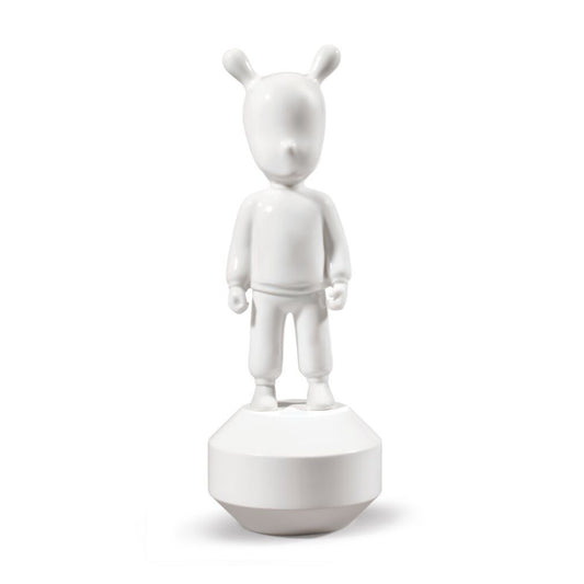 Lladró: The White Guest Figurine Small Model.