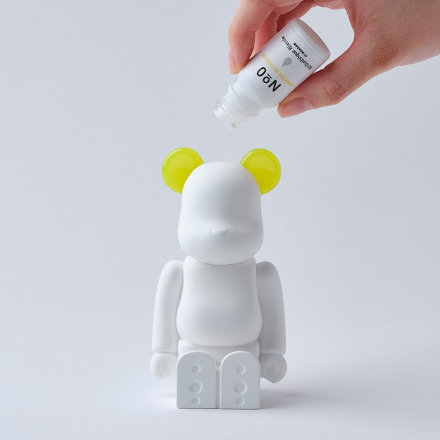 Bibliothèque Blanche BY BALLON: Be@rbrick Aroma Ornament - Yellow