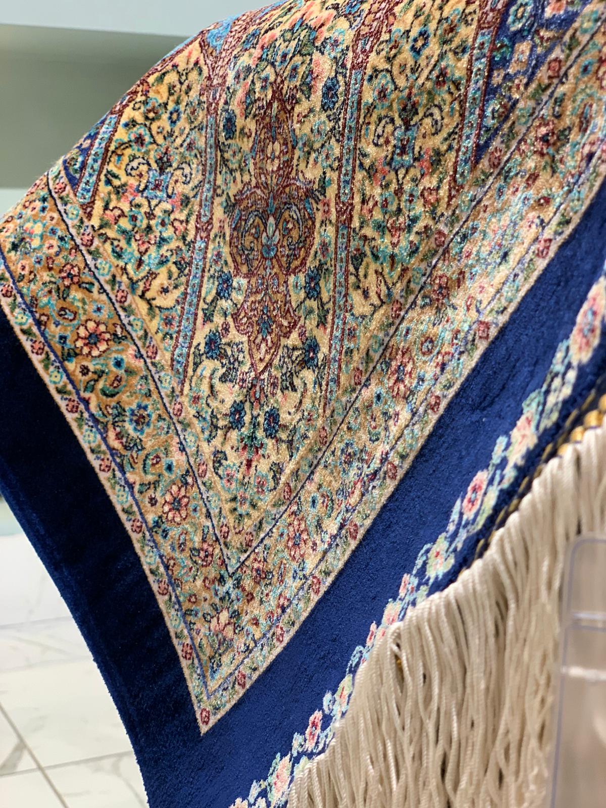 LDV: PERSIAN CARPET