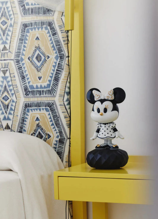 Lladró: Minnie in black and white sculpture