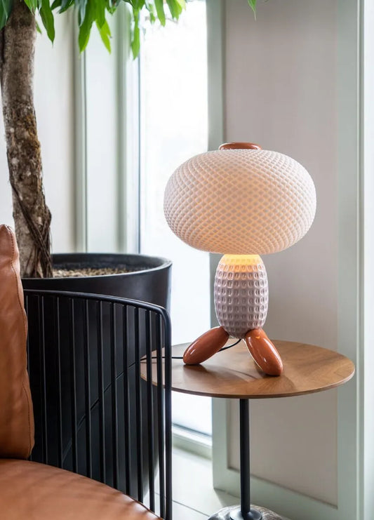 Lladró: Soft blown table lamp. Pink