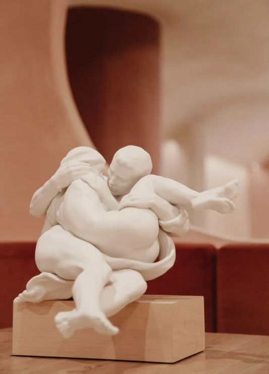Lladró: Together couple Sculpture