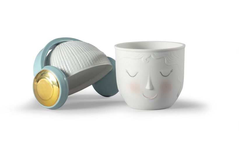 Lladró: Lee & Lane Collection: Lane headphones box. Green