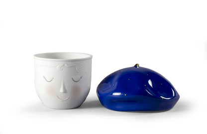 Lladró: Lee & Lane Collection: Lane Beret Box. Blue-Gold