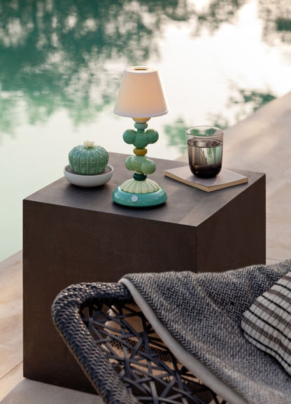 Lladró: Firefly Collection. Cactus Firefly Table Lamp Green